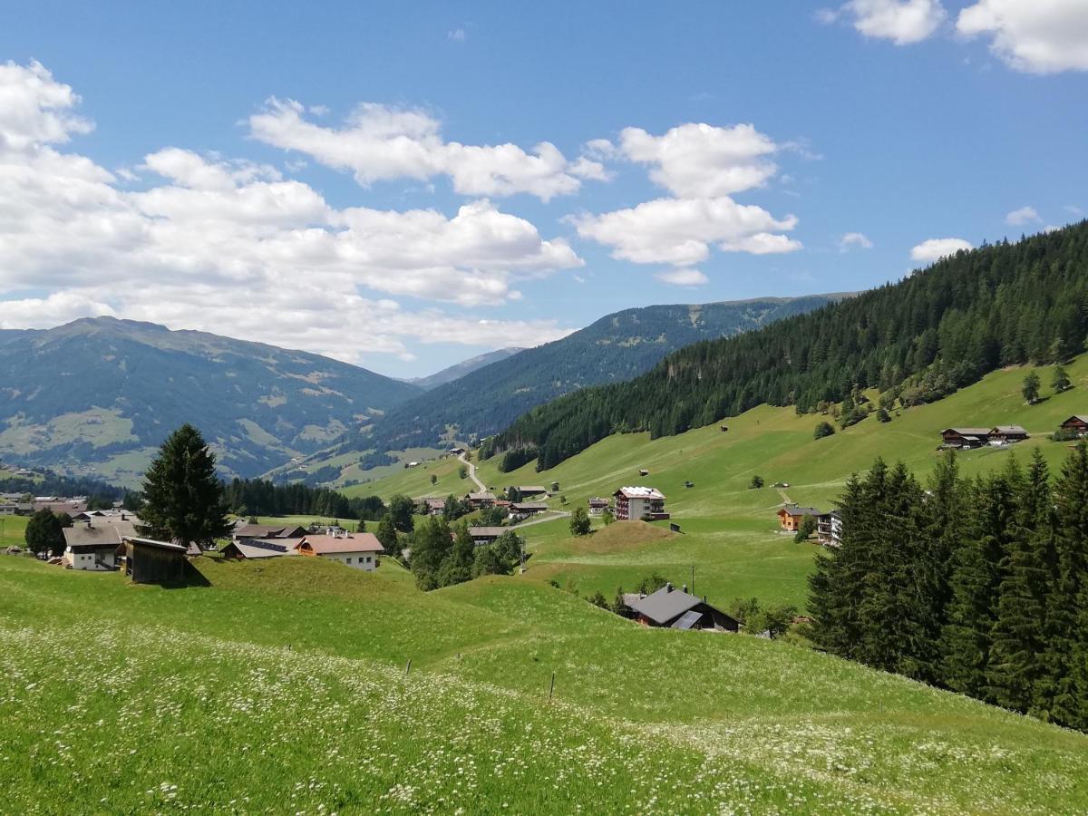 Haus Annemarie Apartments Kartitsch - Hochpustertal Exterior photo